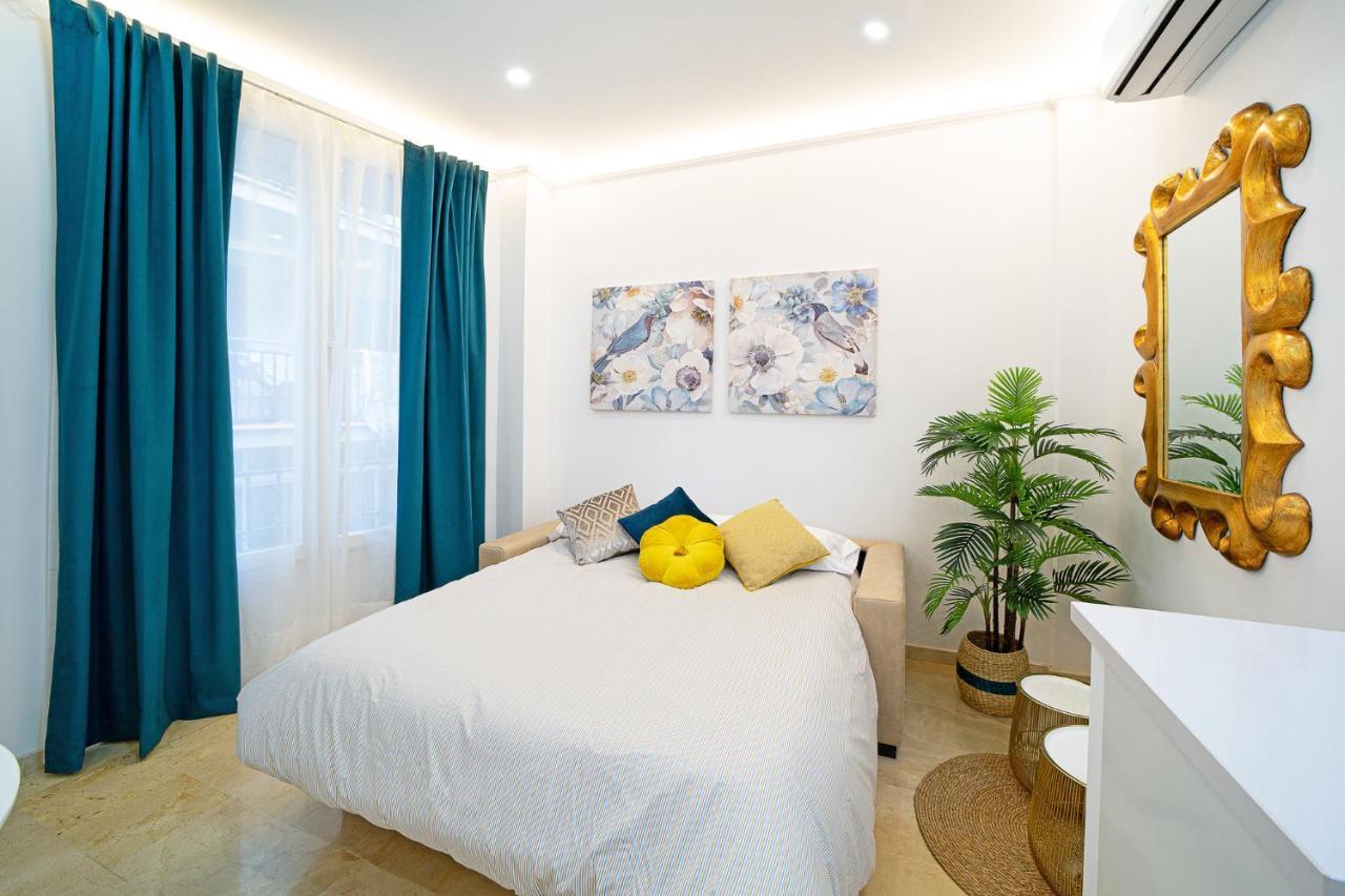 Malaga Historical Centre Luxury Apartment Buitenkant foto